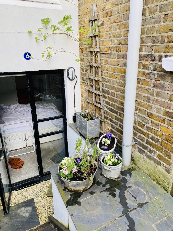 Stunning, Stylish Garden Flat In The Heart Of Wimbledon Apartment London Exterior photo